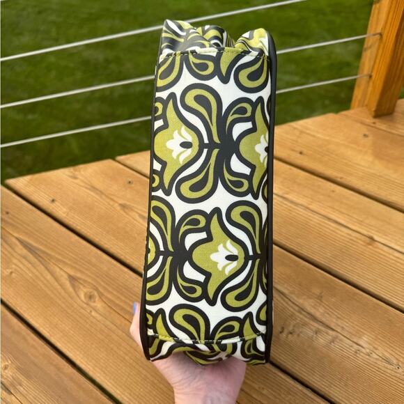 🧡SALE: Petunia Pickle Bottom Dancing In Dublin Green Floral Designer Diaper Bag - Picture 2 of 11